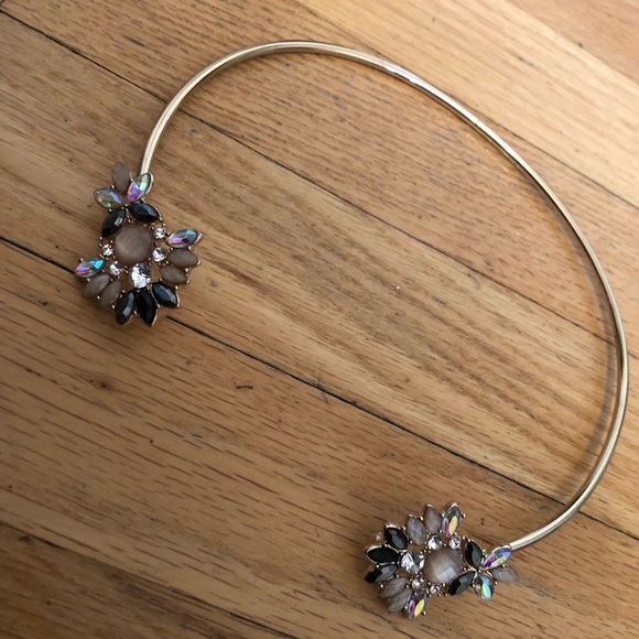 Unique gold and embellished choker - Picture 6 of 7